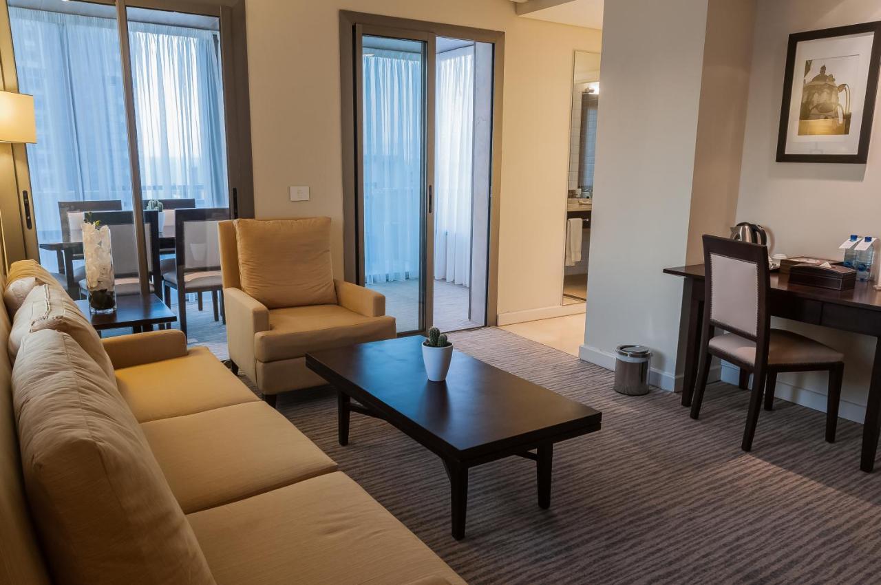 The Parisian Hotel Beirut Luaran gambar