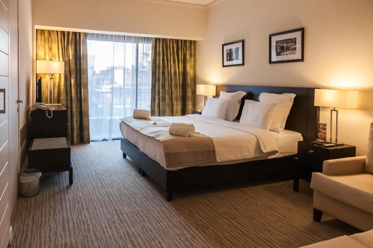 The Parisian Hotel Beirut Luaran gambar