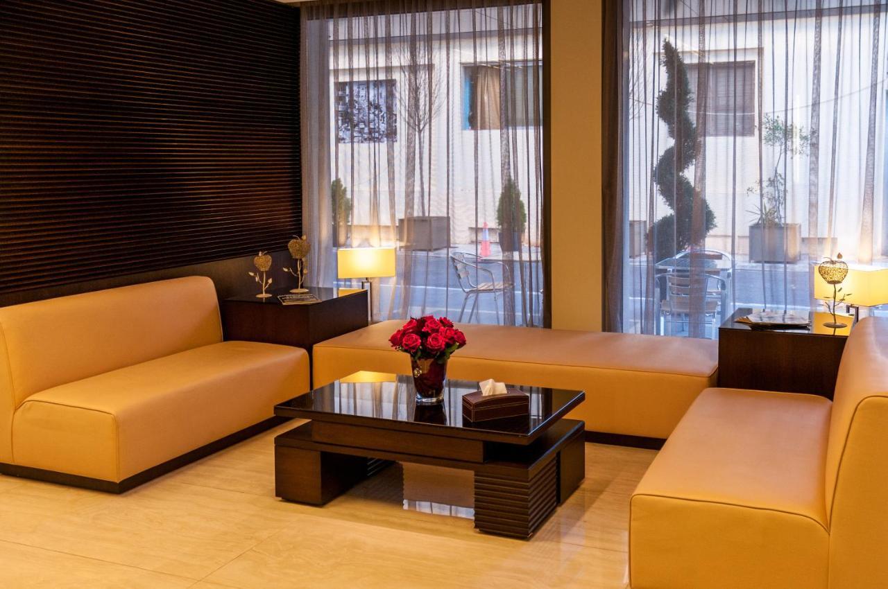 The Parisian Hotel Beirut Luaran gambar